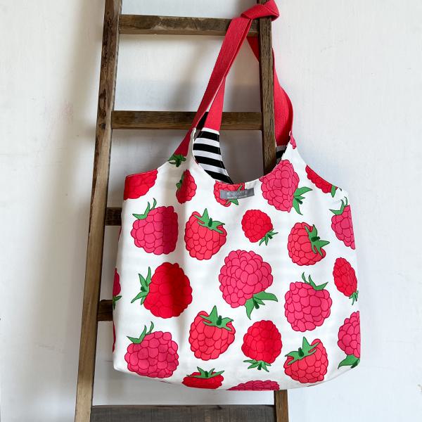 Tasche 'Strawberry & Stripes'